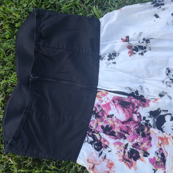 Trixxi Floral Flower Print Pattern Strapless Flowy Mini Dress - Picture 9 of 10